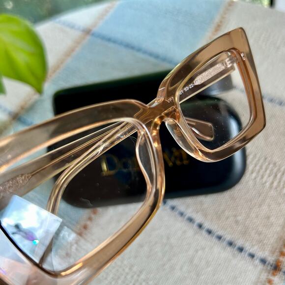 DonEva Eyeglass Frames – VFP0236-01 Cat Eye Style in Transparent Amber with Case - Picture 2 of 12